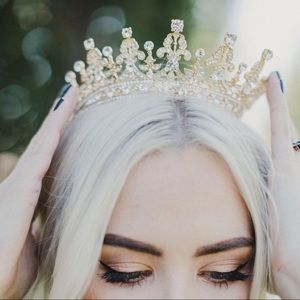 🖤 Beautiful Gold Tiara ✨✨